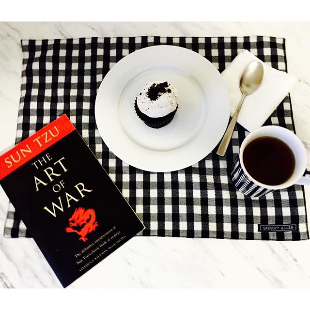 Favourite reads of the month- Mid day tea, cup cake and a great book.... #greatbook #bookswelovegac #theartofwar #SUNTZU #tea #cupcake - via Instagram