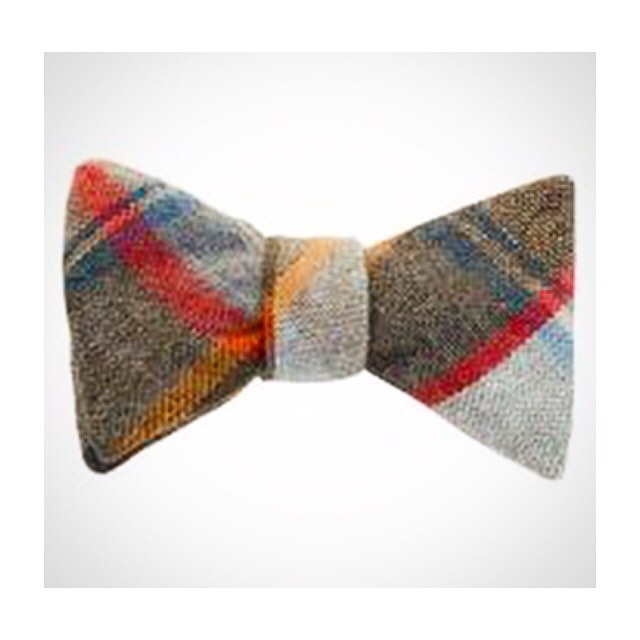 Classic wool bow tieAvailable @Gregoryallencompany.com/shop#bowties #gacbowtie  #toronto  #wool#fabric #design #gift #mensaccessories #madeincanada #mensstyle #motivation #coolbowties  #collection #fashionbloggers  #necktie #suitandtie #mensfashionbloggers #fashionblog #gentlemen #gq #menswear #hipsters #womenswear #womenaccessories #womenfashionbloggers - via Instagram