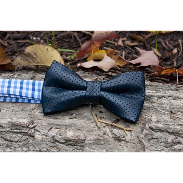 GAC : RT  Navy blue Perforated leather bow tie #ruggedterraincollection #bowtie – via Instagram